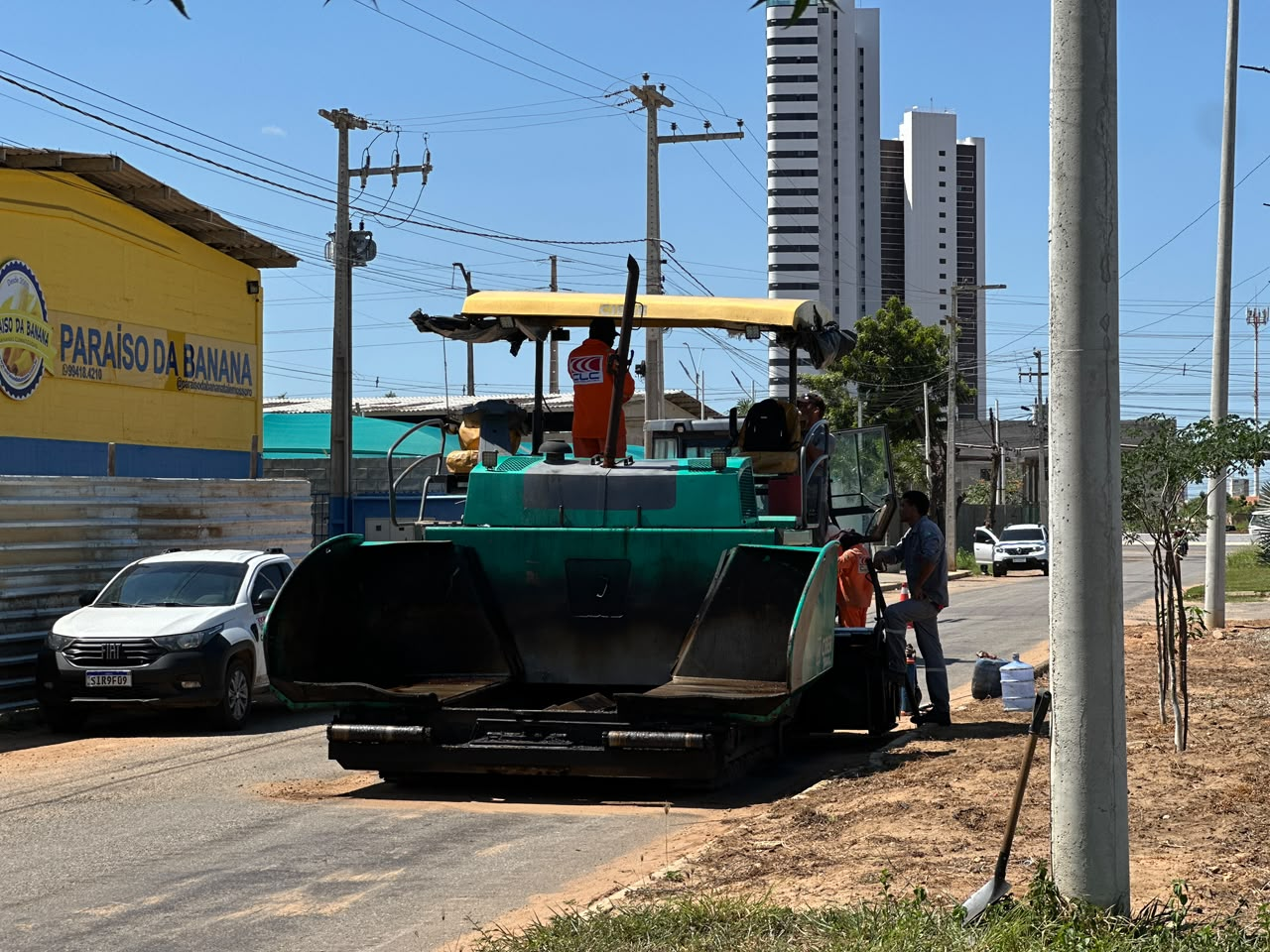 Projeto “Gabinete nas Ruas” de Petras Vinícius, contribui para recuperação da Avenida Odete Rosado em benefício de corredores e moradores
